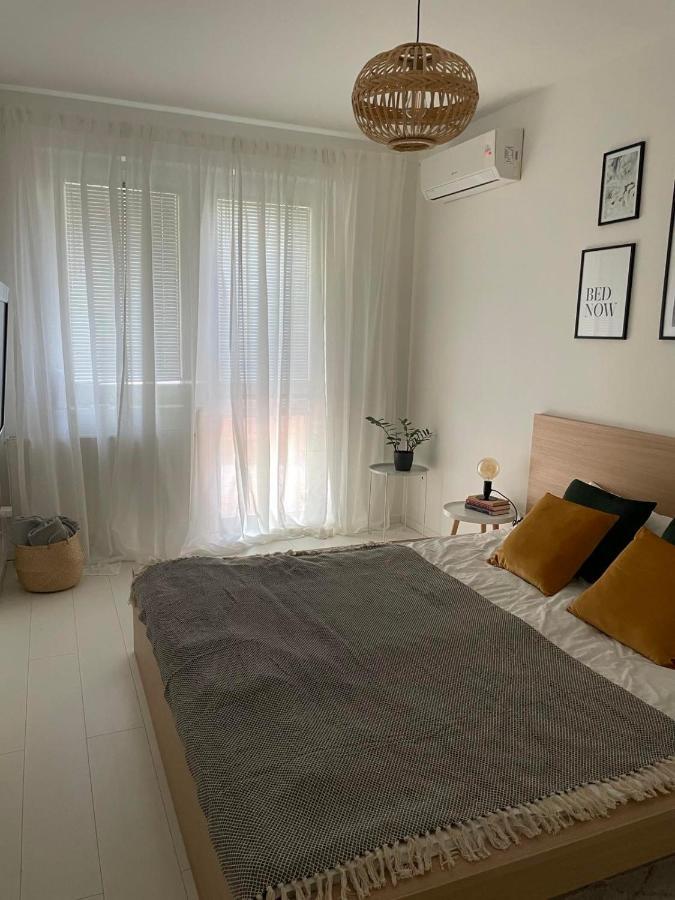 Gabica Apartman Debrecen Exterior foto